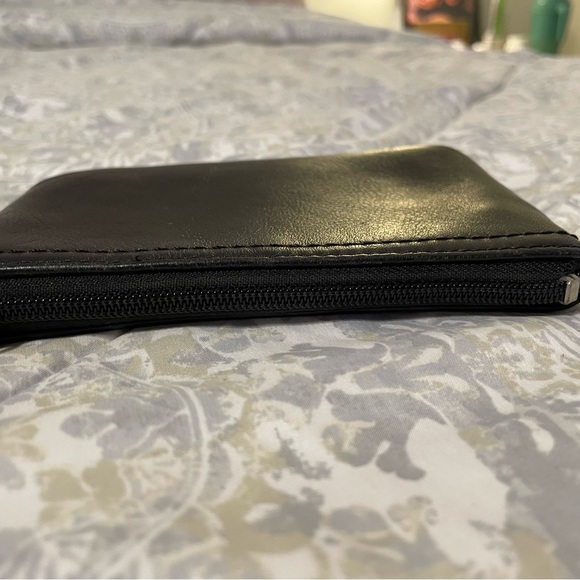 COACH wristlet- black - Picture 8 of 8